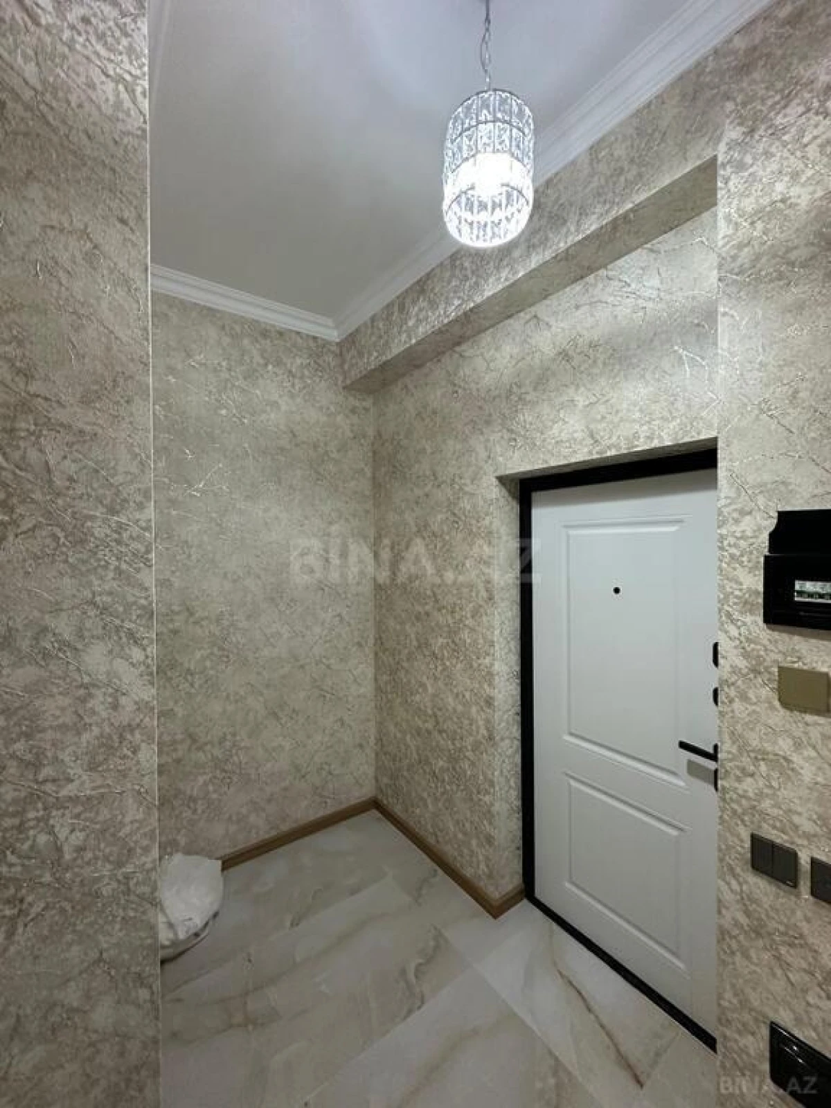 Kirayə verilir 1 otaqlı mənzil 55 m²