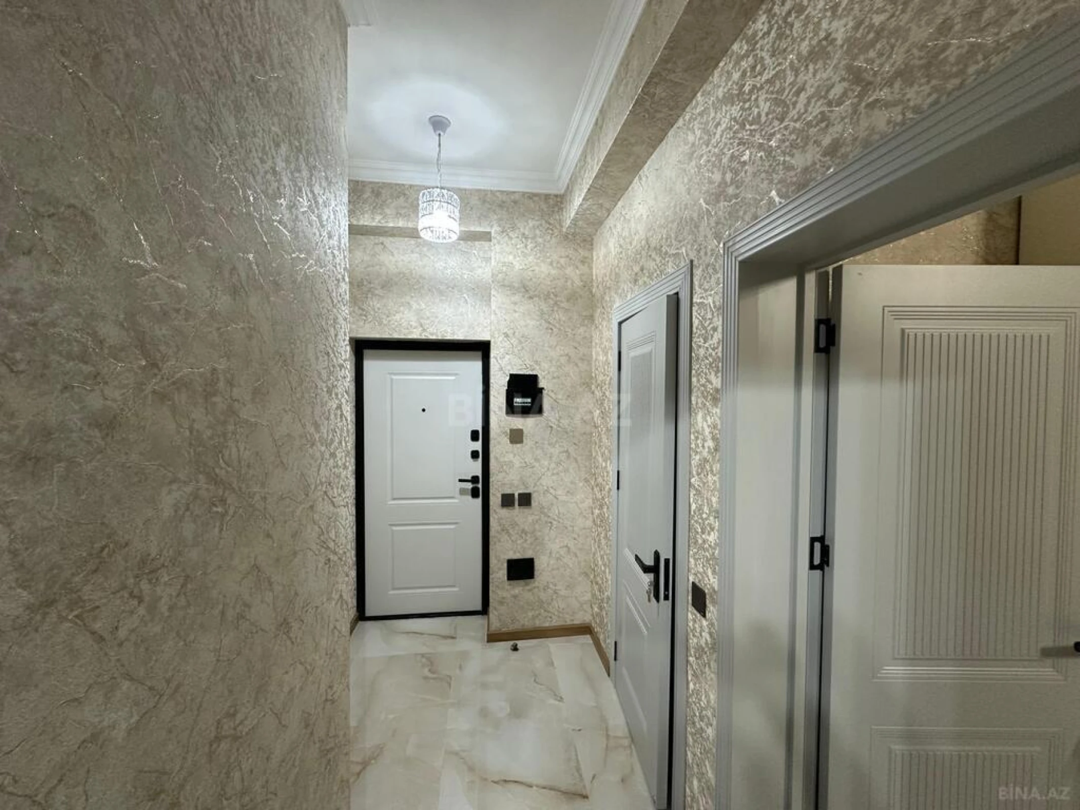 Kirayə verilir 1 otaqlı mənzil 55 m²