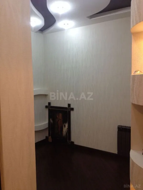 Satılır 3 otaqlı mənzil 158 m²