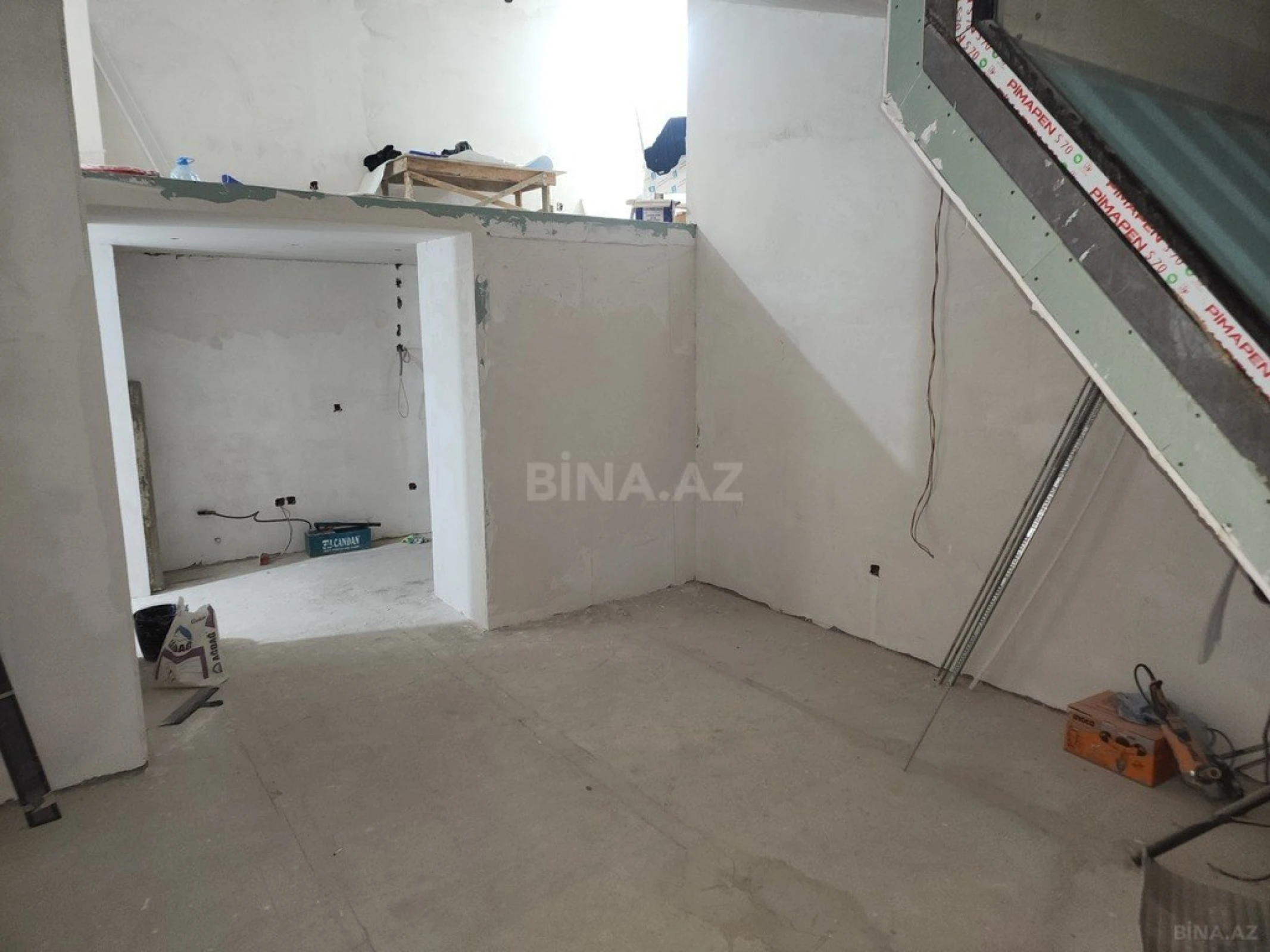 Satılır 2 otaqlı mənzil 75 m²