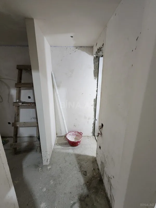 Satılır 2 otaqlı mənzil 75 m²