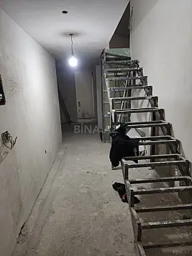 Satılır 2 otaqlı mənzil 75 m²