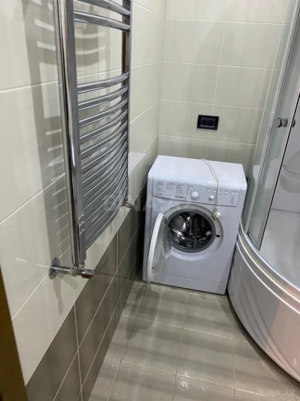 Kirayə verilir 2 otaqlı mənzil 100 m²