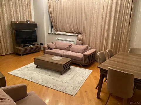 Kirayə verilir 2 otaqlı mənzil 100 m²