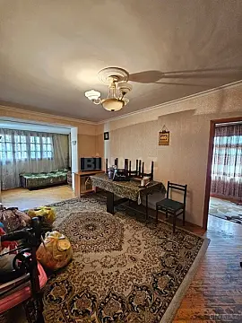 Kirayə verilir 2 otaqlı mənzil 50 m²