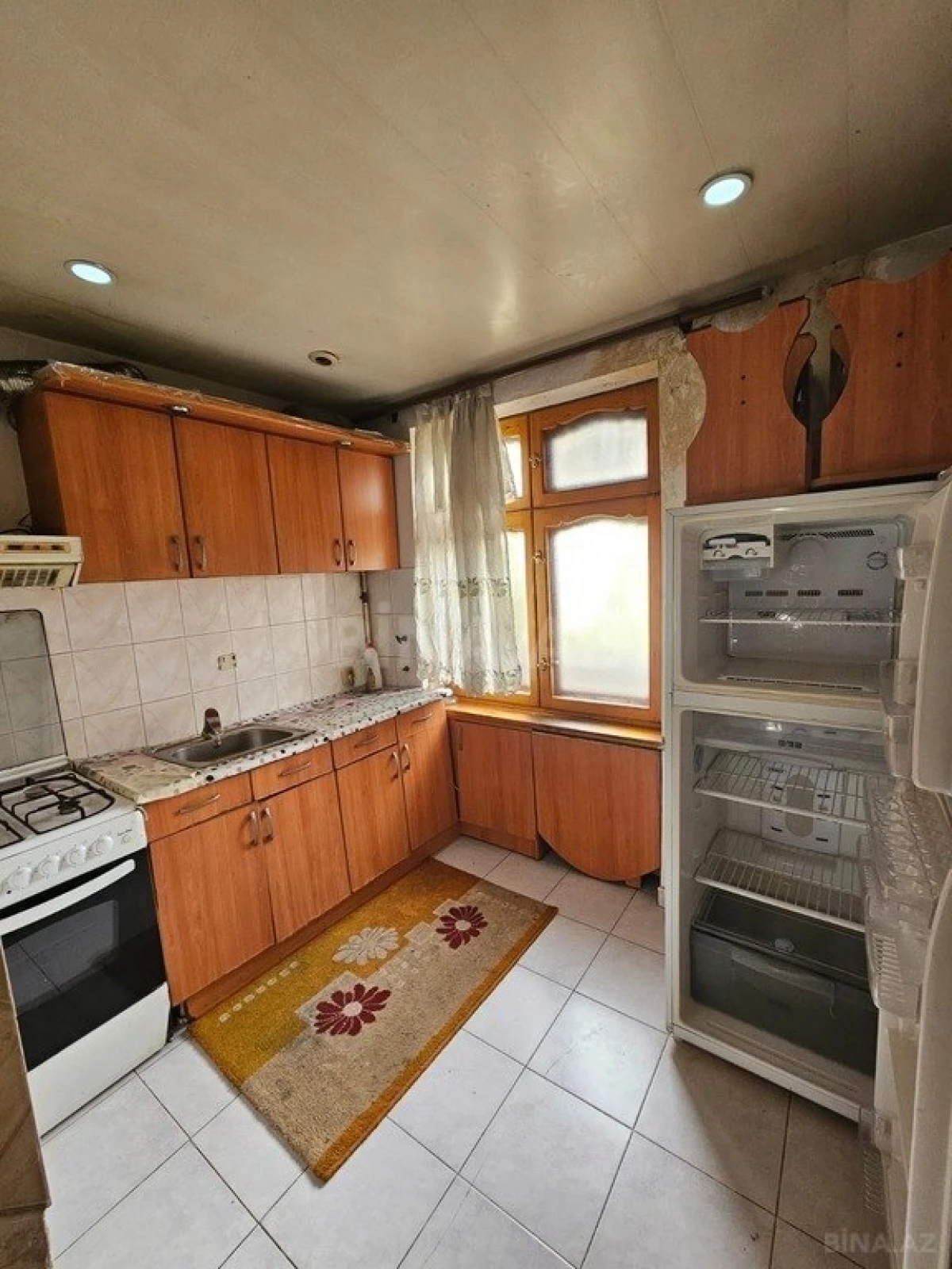 Kirayə verilir 2 otaqlı mənzil 50 m²