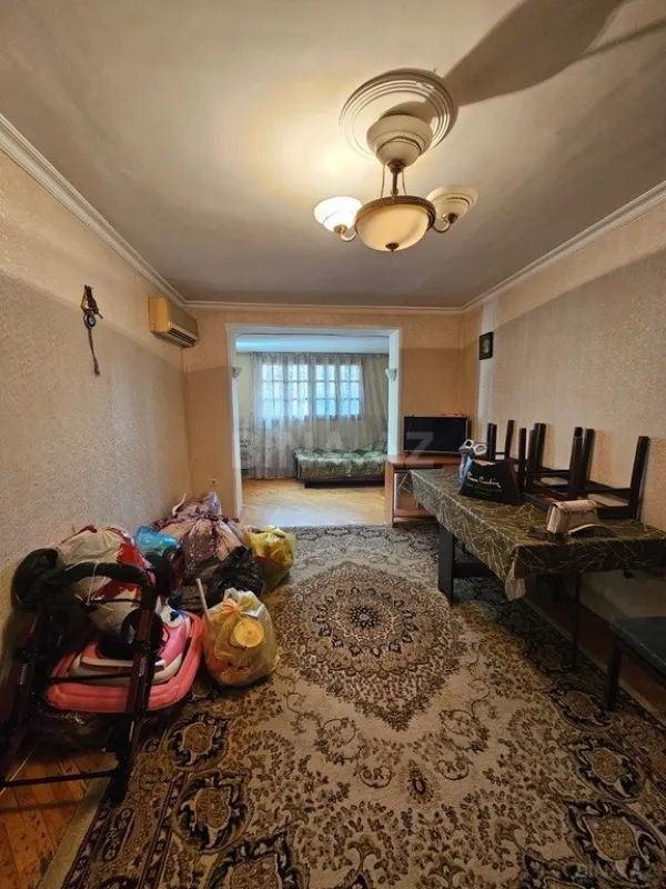 Kirayə verilir 2 otaqlı mənzil 50 m²