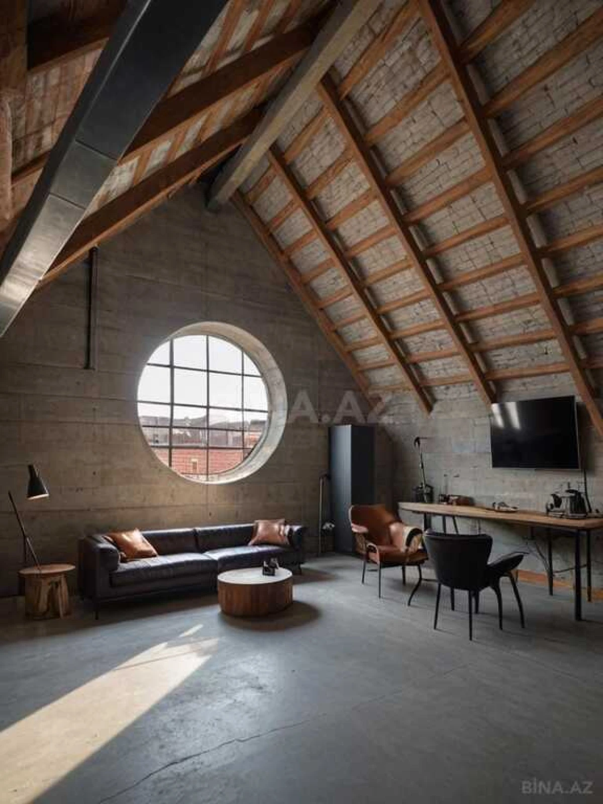 Satılır 7 otaqlı həyət evi 750 m²