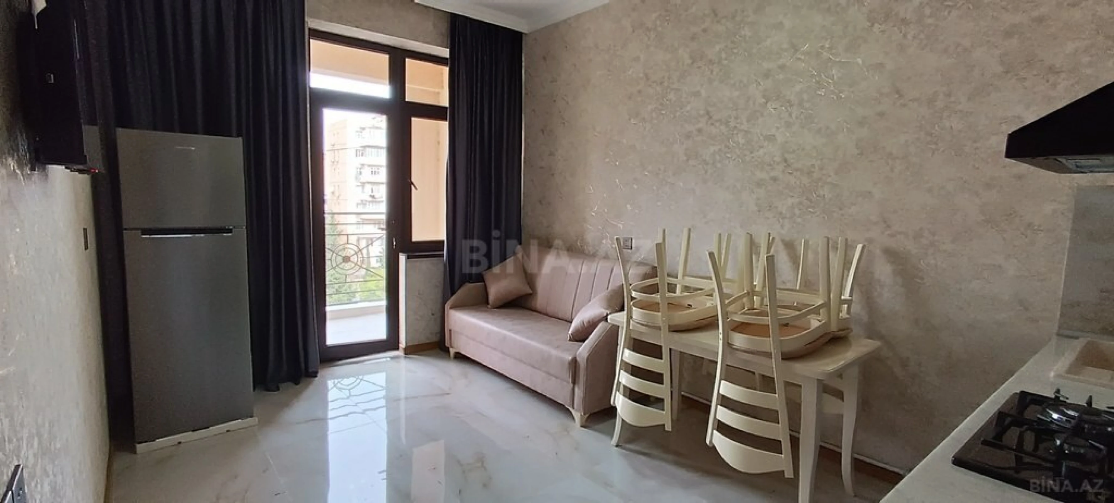 Kirayə verilir 2 otaqlı mənzil 60 m²