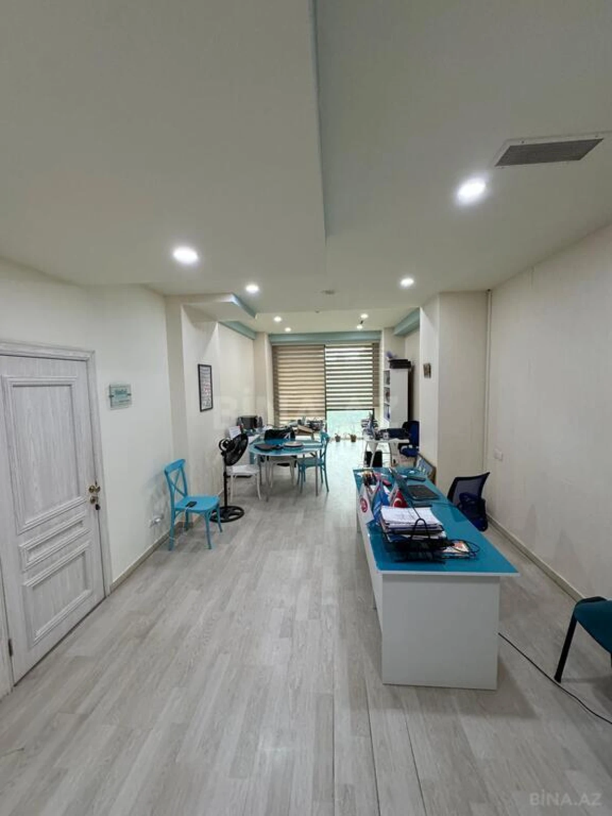 Kirayə verilir 20 otaqlı ofis 1000 m²