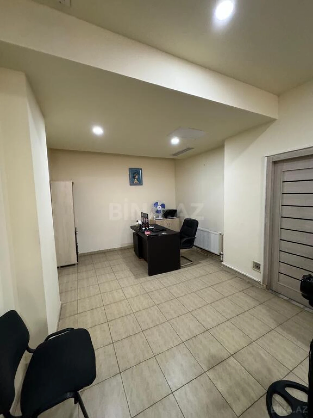 Kirayə verilir 20 otaqlı ofis 1000 m²