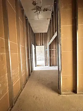 Satılır 5 otaqlı mənzil 160 m²