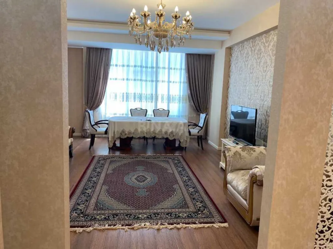 Kirayə verilir 3 otaqlı mənzil 120 m²
