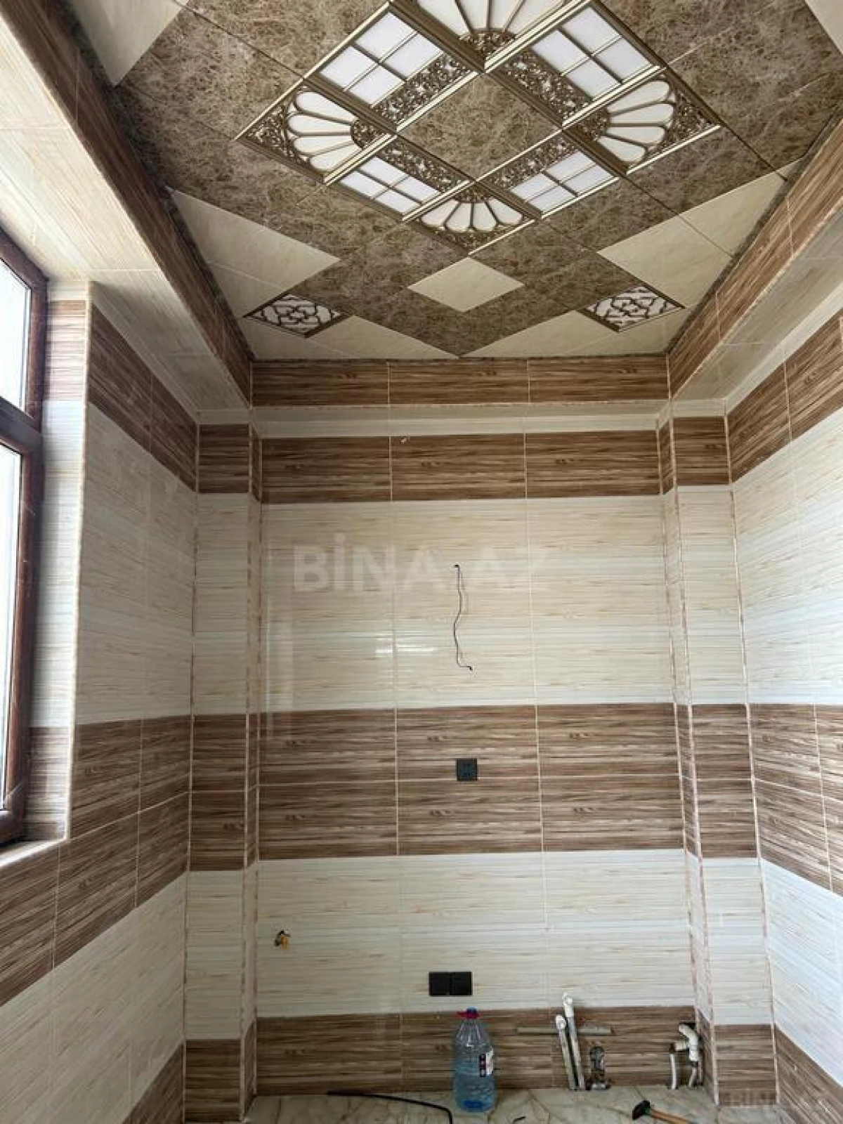 Satılır 6 otaqlı həyət evi 265 m²