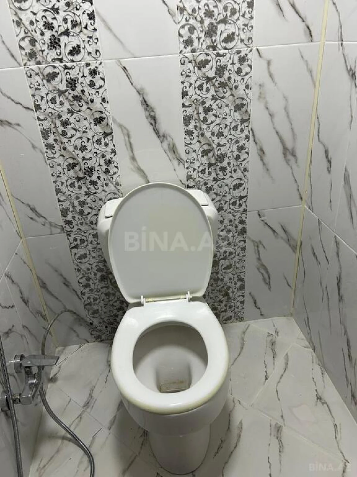 Satılır 6 otaqlı həyət evi 265 m²