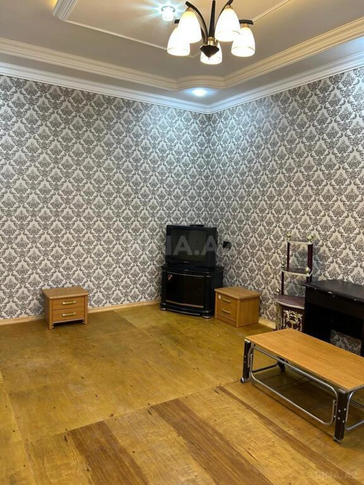 Satılır 6 otaqlı həyət evi 265 m²