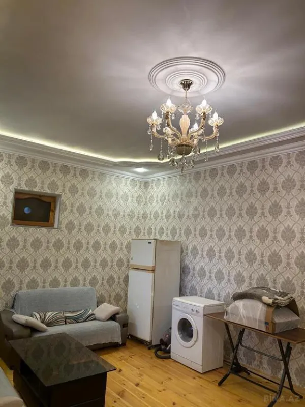 Satılır 6 otaqlı həyət evi 265 m²