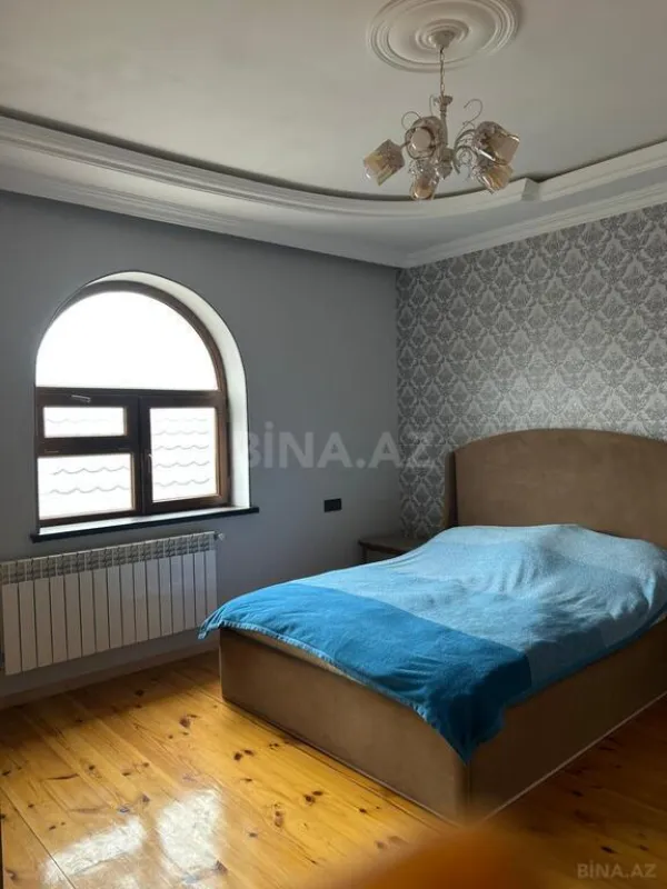 Satılır 6 otaqlı həyət evi 265 m²