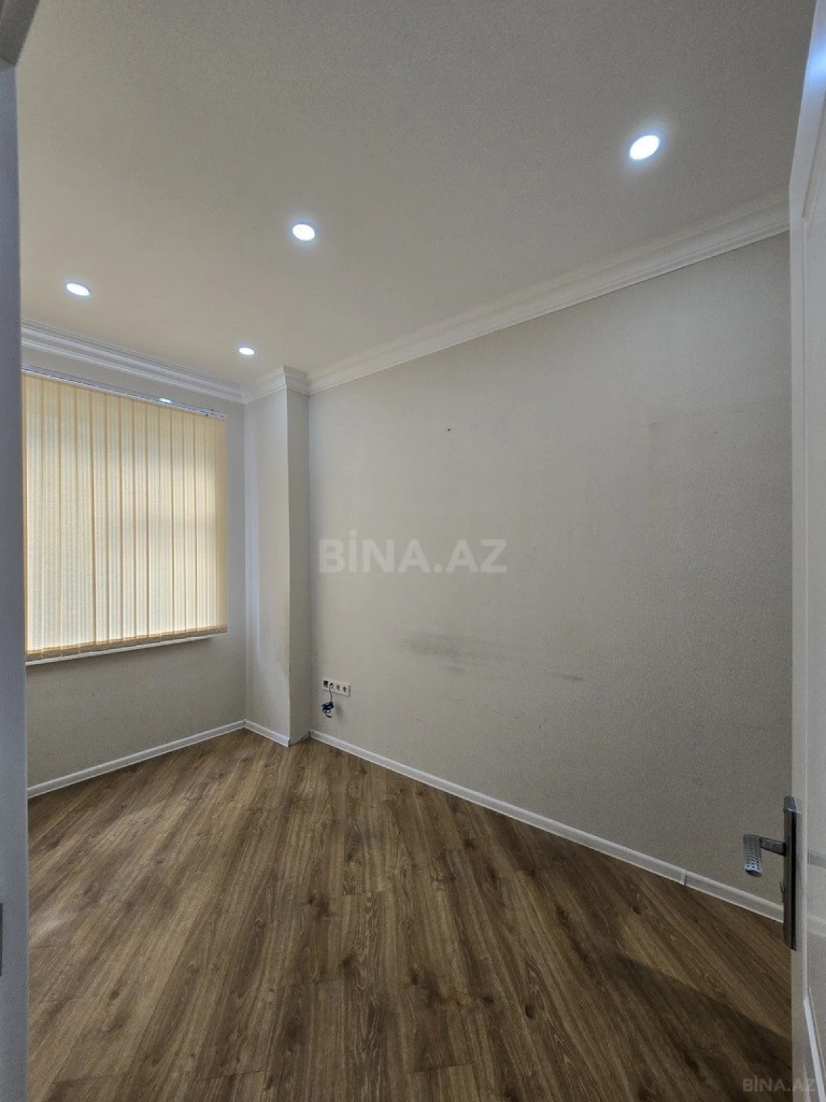 Kirayə verilir obyekt 60 m²