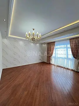 Satılır 3 otaqlı mənzil 154 m²
