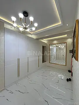 Satılır 3 otaqlı mənzil 154 m²