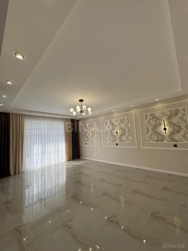 Satılır 6 otaqlı həyət evi 250 m²