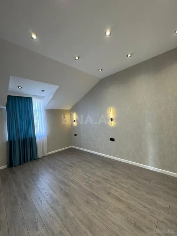 Satılır 6 otaqlı həyət evi 250 m²