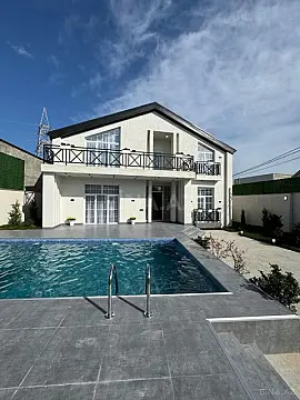 Satılır 6 otaqlı həyət evi 250 m²