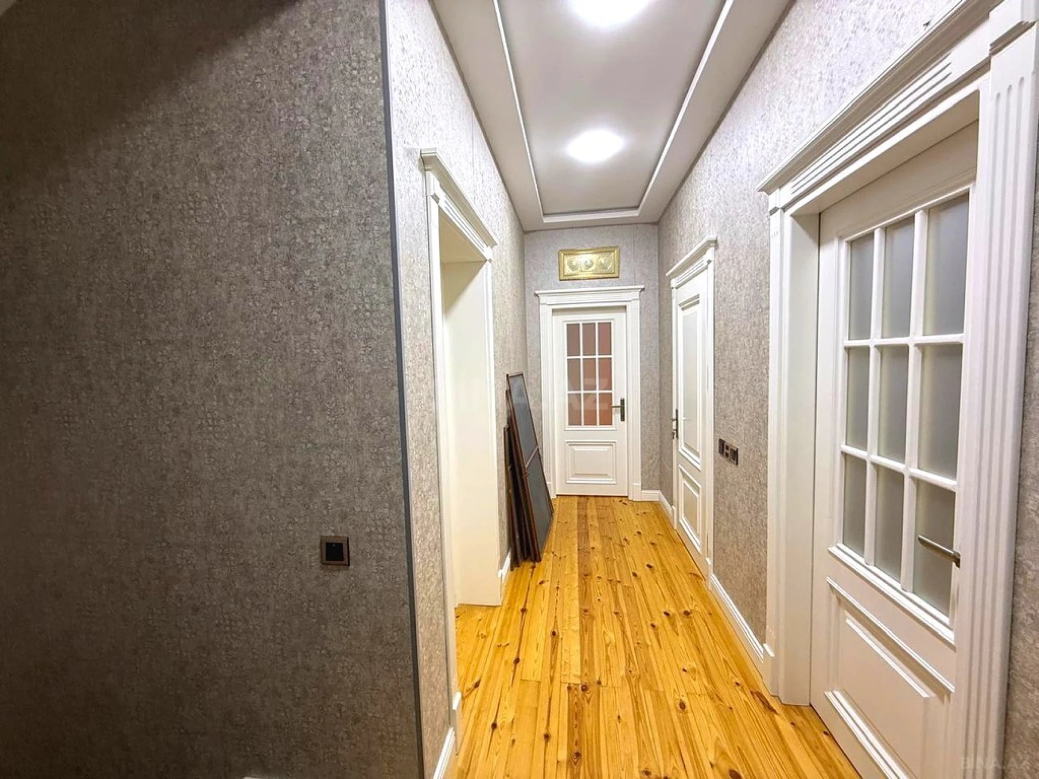 Satılır 4 otaqlı həyət evi 254.8 m²