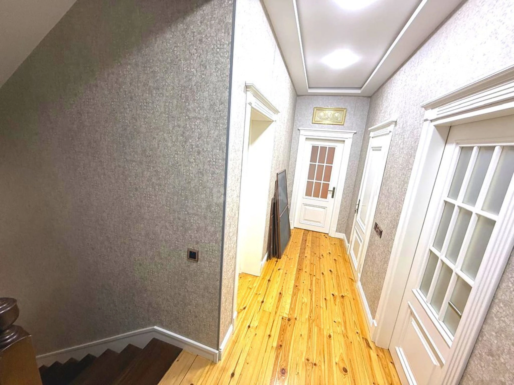 Satılır 4 otaqlı həyət evi 254.8 m²
