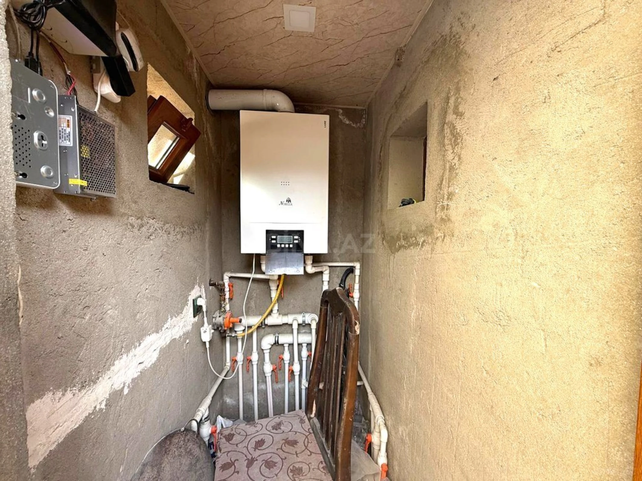 Satılır 4 otaqlı həyət evi 254.8 m²