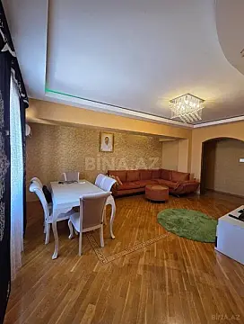 Satılır 3 otaqlı mənzil 170 m²