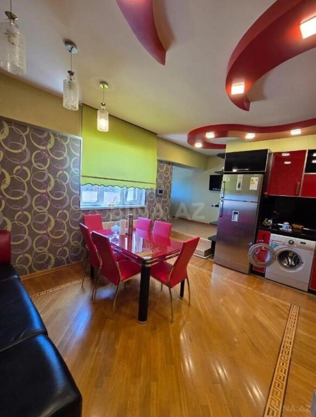 Satılır 3 otaqlı mənzil 170 m²