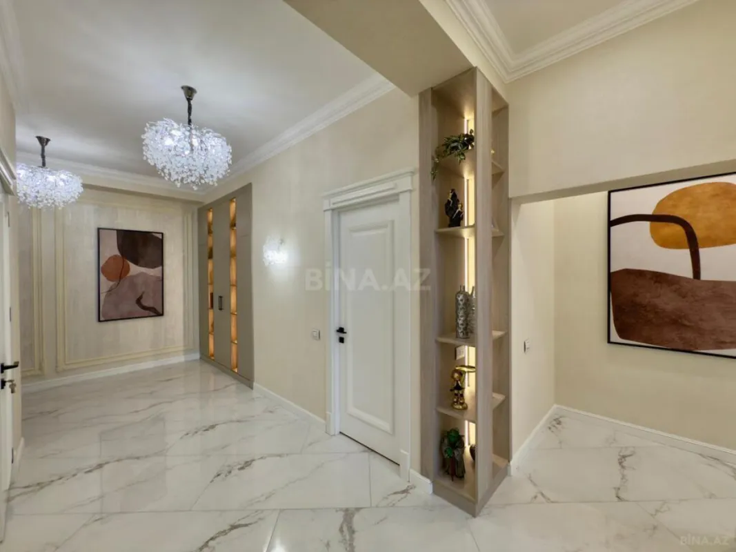 Satılır 3 otaqlı mənzil 120 m²