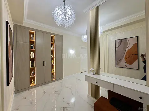 Satılır 3 otaqlı mənzil 120 m²