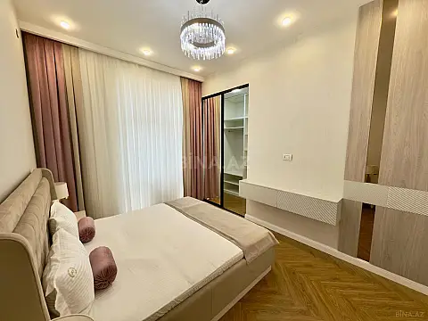 Satılır 3 otaqlı mənzil 120 m²