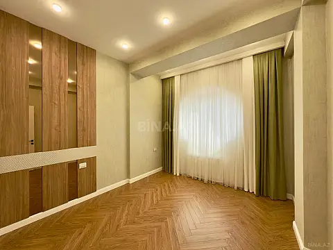 Satılır 3 otaqlı mənzil 120 m²