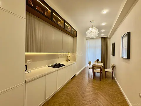 Satılır 3 otaqlı mənzil 120 m²