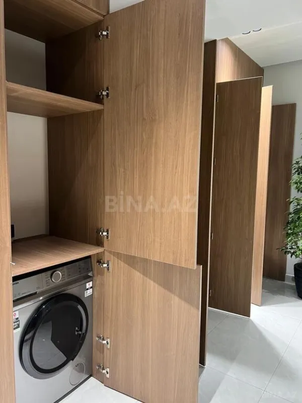 Satılır 3 otaqlı mənzil 150 m²