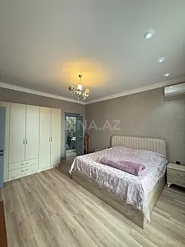 Satılır 5 otaqlı həyət evi 350 m²