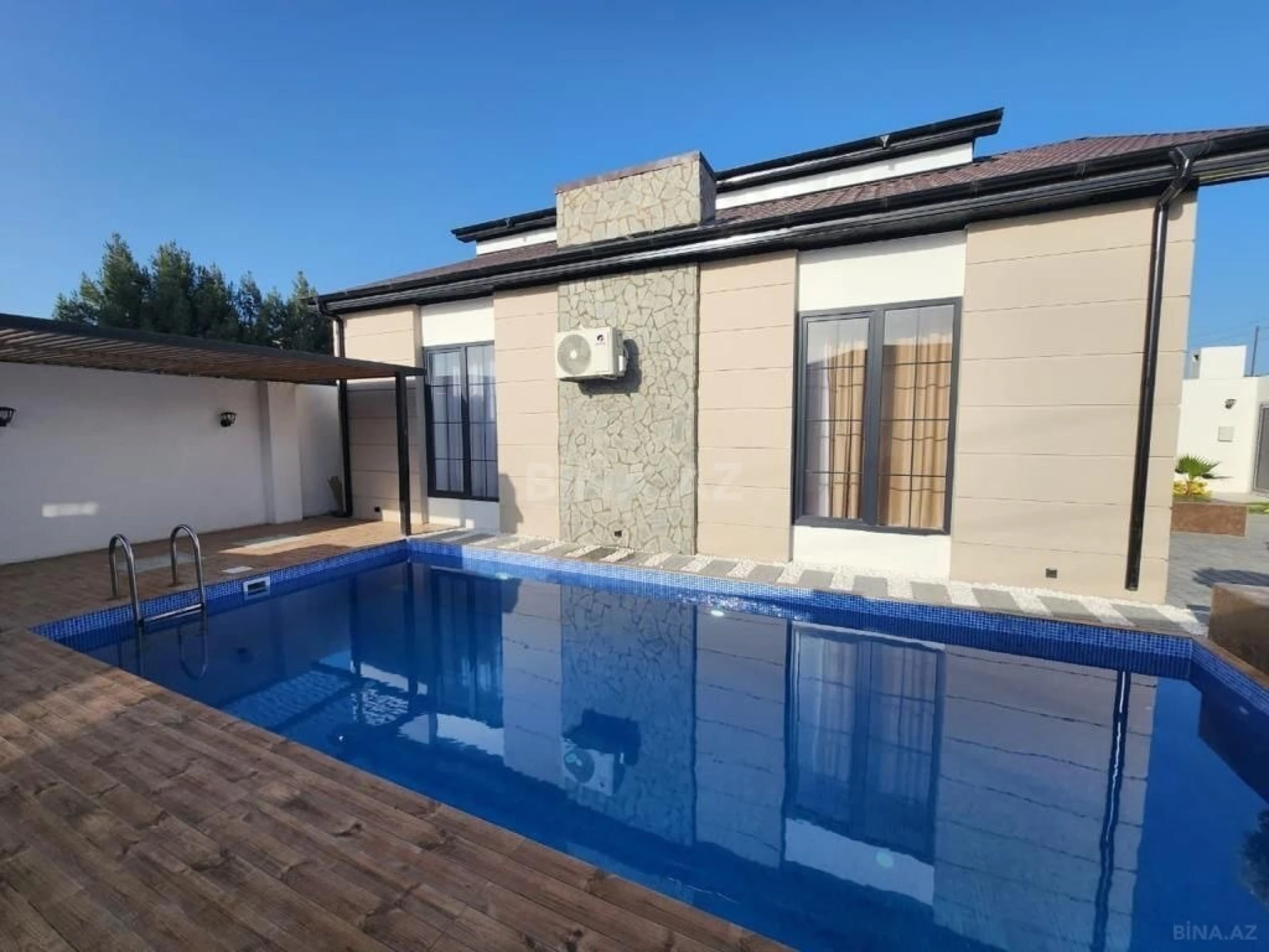 Kirayə verilir 4 otaqlı həyət evi 180 m²