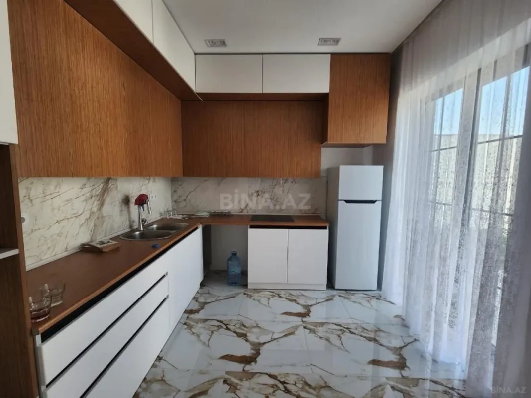 Kirayə verilir 4 otaqlı həyət evi 180 m²