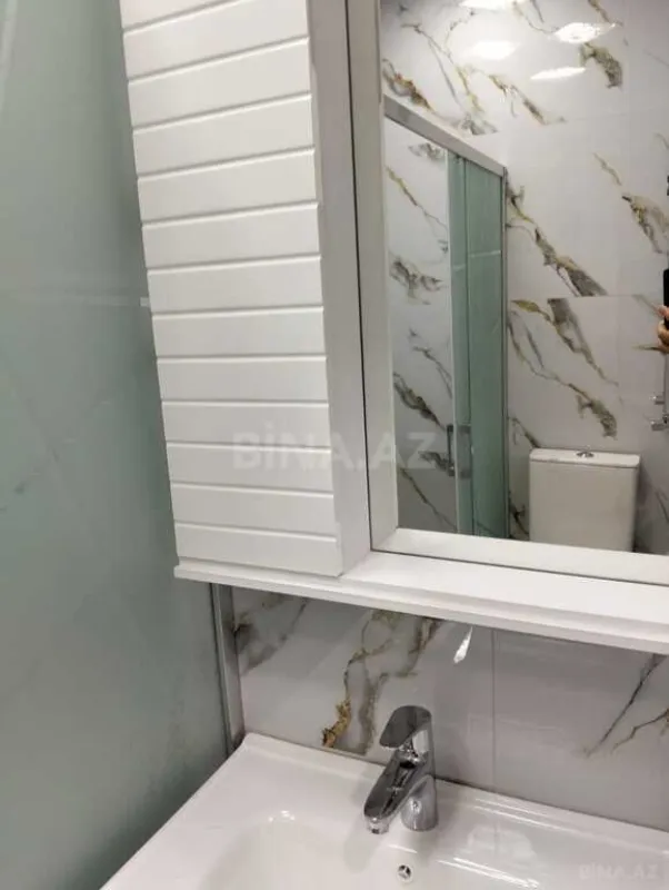 Satılır 2 otaqlı mənzil 67 m²