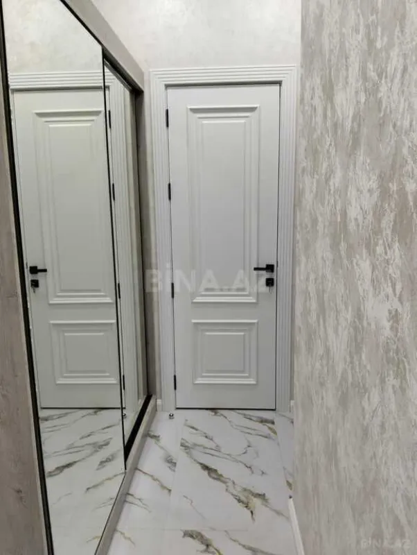 Satılır 2 otaqlı mənzil 67 m²