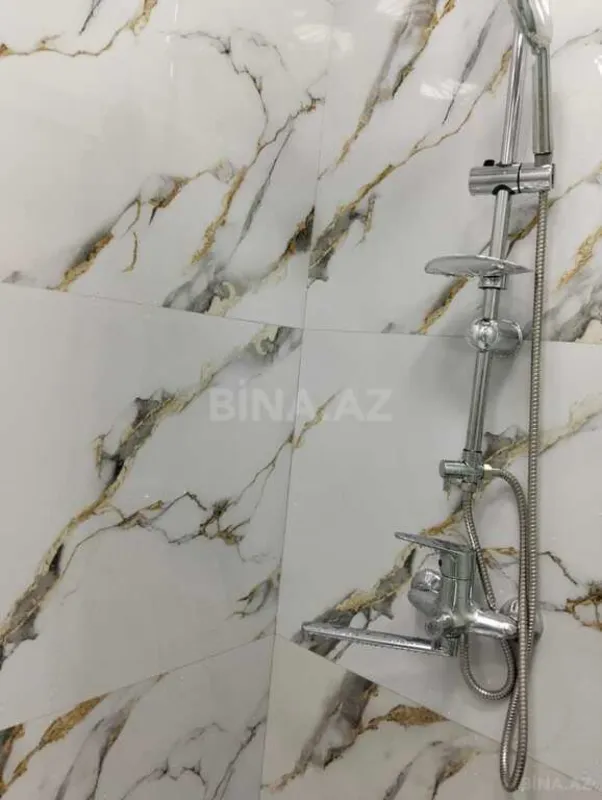 Satılır 2 otaqlı mənzil 67 m²