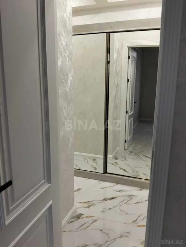 Satılır 2 otaqlı mənzil 67 m²