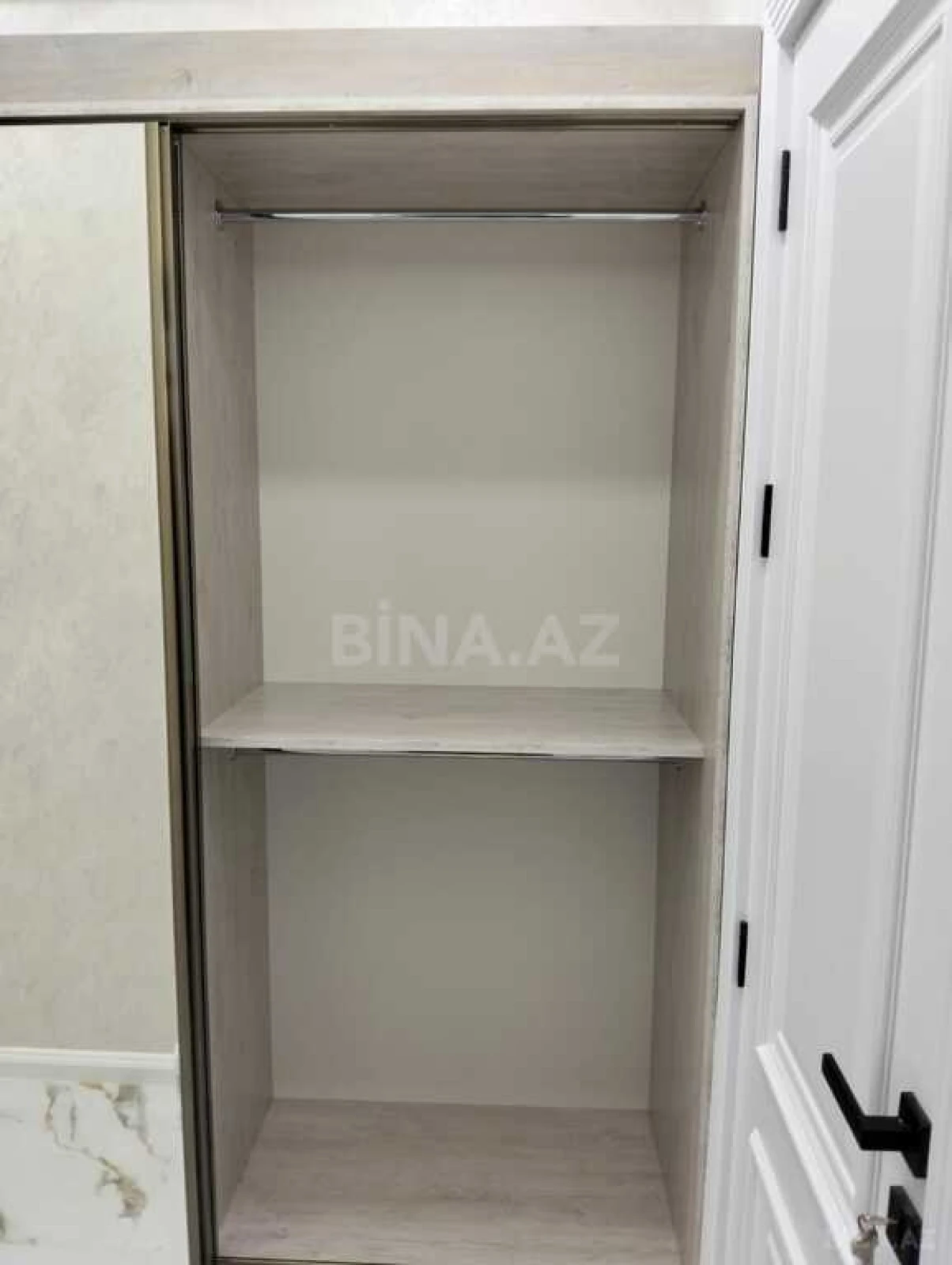 Satılır 2 otaqlı mənzil 67 m²