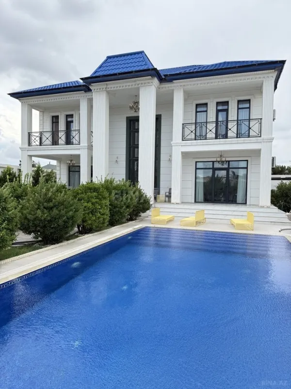 Satılır 6 otaqlı həyət evi 300 m²