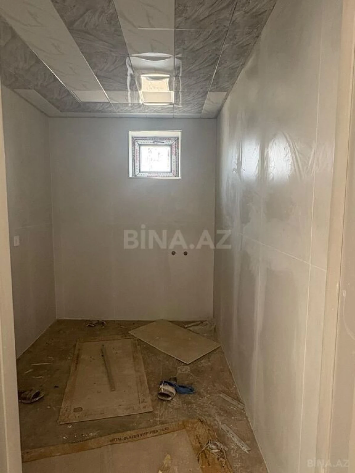 Satılır 5 otaqlı həyət evi 250 m²