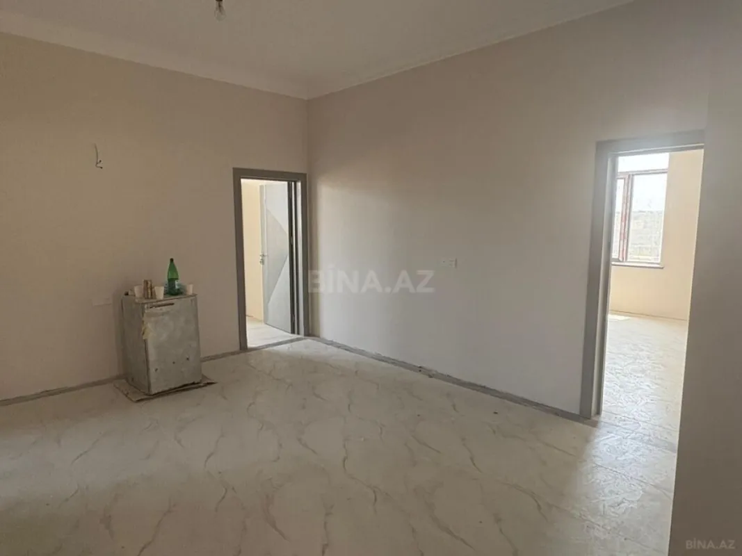 Satılır 5 otaqlı həyət evi 250 m²